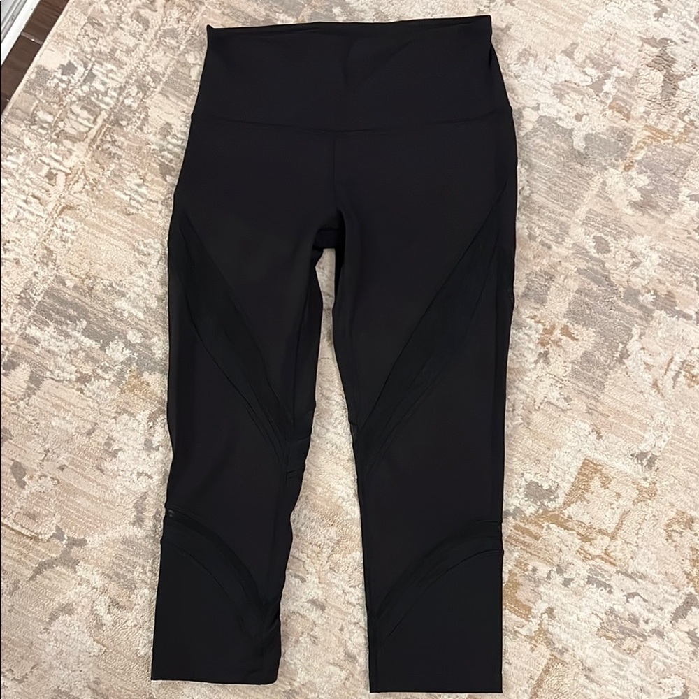 Lululemon Black High-Waisted capri Leggings